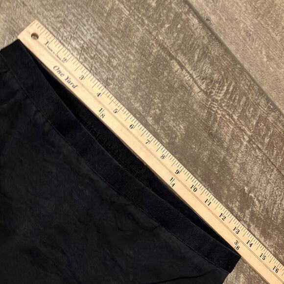 Assets by Spanx High- Waist Seamless Black Leggings size 1X - Picture 6 of 7